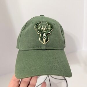 New Era Milwaukee Bucks 9TWENTY Adjustable Hat Green NBA Basketball Strapback